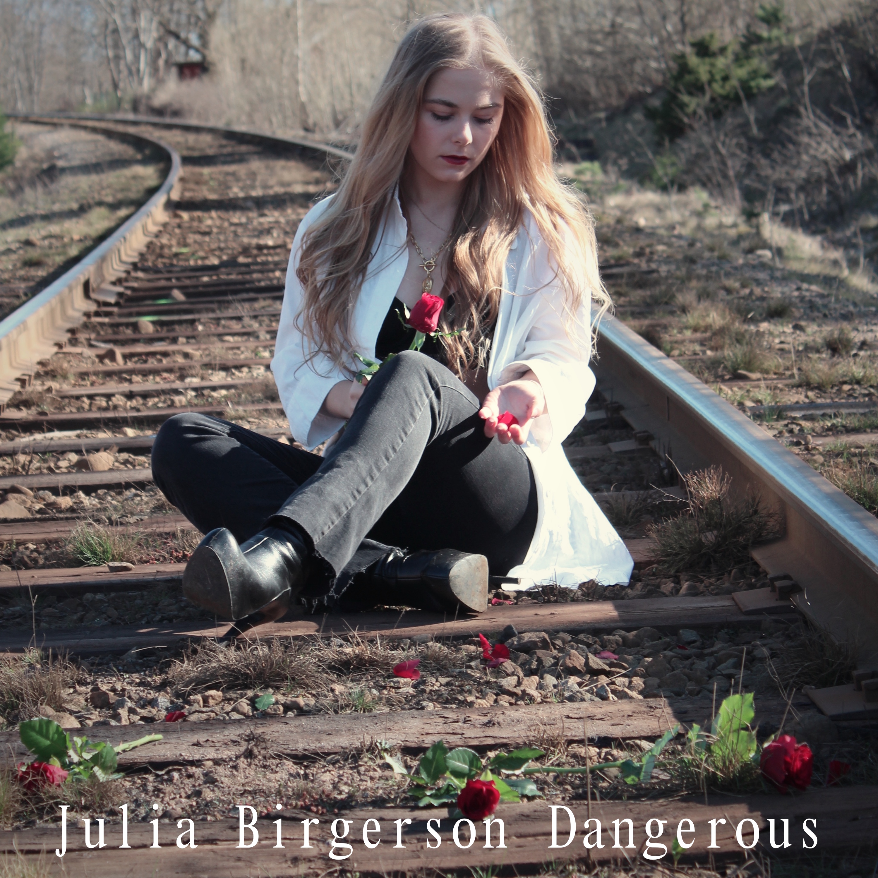 Julia Dangerous
